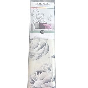 2 Packs of Floral Wall Decals